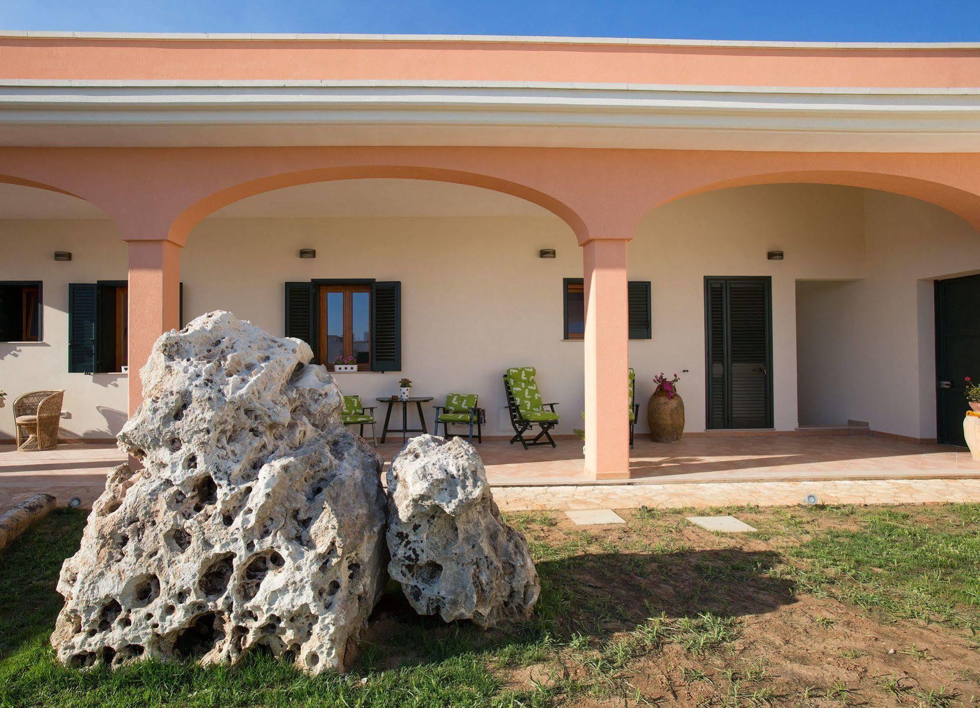 Casina Dei Nonni Bed & Breakfast Carpignano Salentino Eksteriør bilde